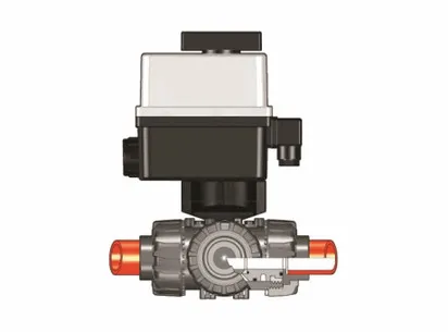 Фотография 3-х ходовой шаровой кран TKD с эл.приводом 90-240V, муфтовые окончания, T-шар (уплотнение FKM) PP-H d32 (DN25)