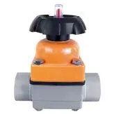 Фотография Мембранный клапан с втулочными окончаниями ХПВХ IPS d75 (DN65)